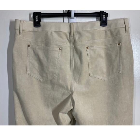 Chico's Pull Up Mid Rise Pants Suede Knit Pants Cream Stretch Size 2.5 US Large - Picture 6 of 9